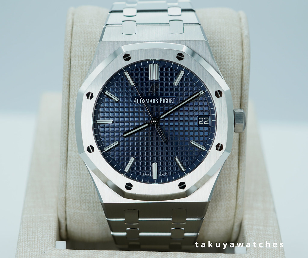 Audemars Piguet Royal Oak ref. 15500ST 41mm Stainless Steel Blue Dial 2021