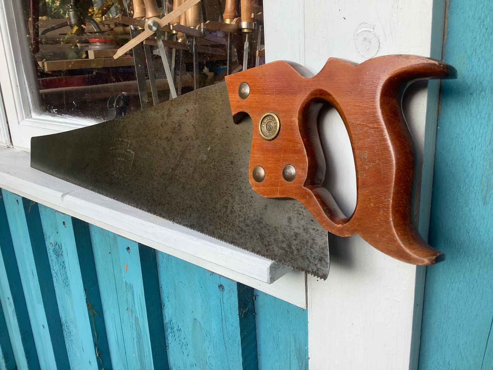 Disston D-8 Hand Saw, 26-inch, ca. 1910-1920, Applewood Handle, 10 PPI Rip Cut