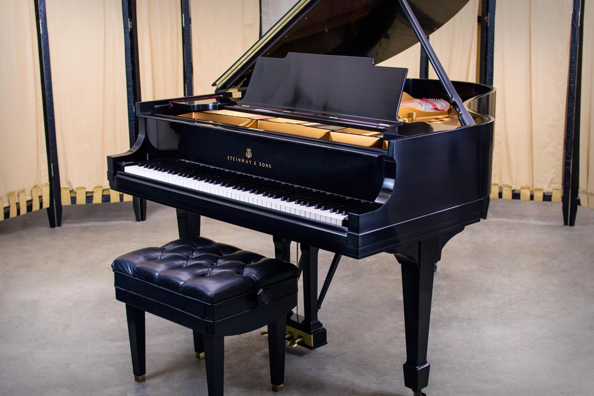 1933 Steinway Model M 5'7" Grand Piano Rebuilt and Refinished