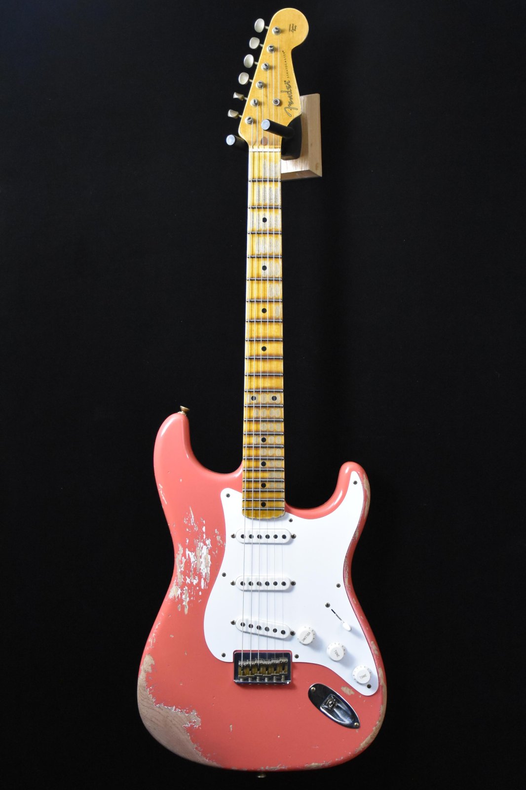 Fiesta Red '54 vs Olympic White '60: Strat Tone Wars